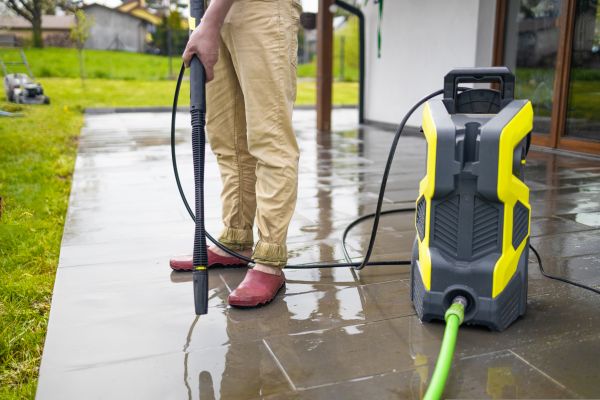 Porch Pressure Washing in Iowa City