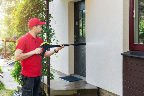 Building Exterior Cleaning in Iowa City