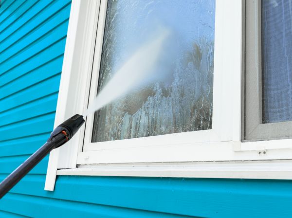 Residential Pressure Cleaning in Iowa City