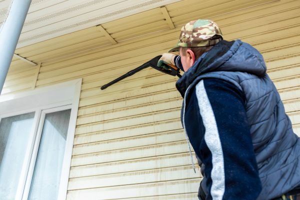 Vinyl Siding Pressure Cleaning in Iowa City