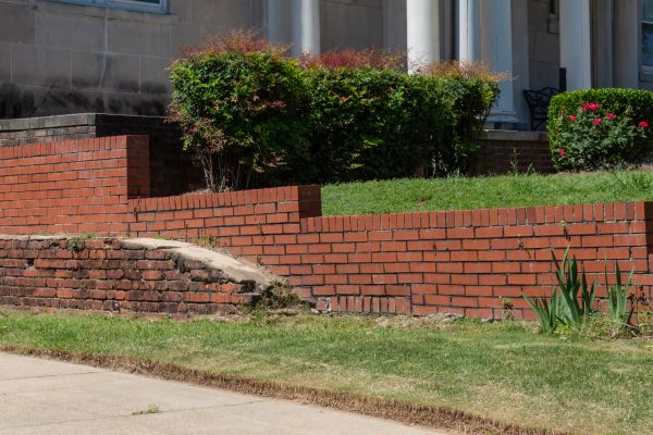 Retaining Wall Cleaning in Iowa City